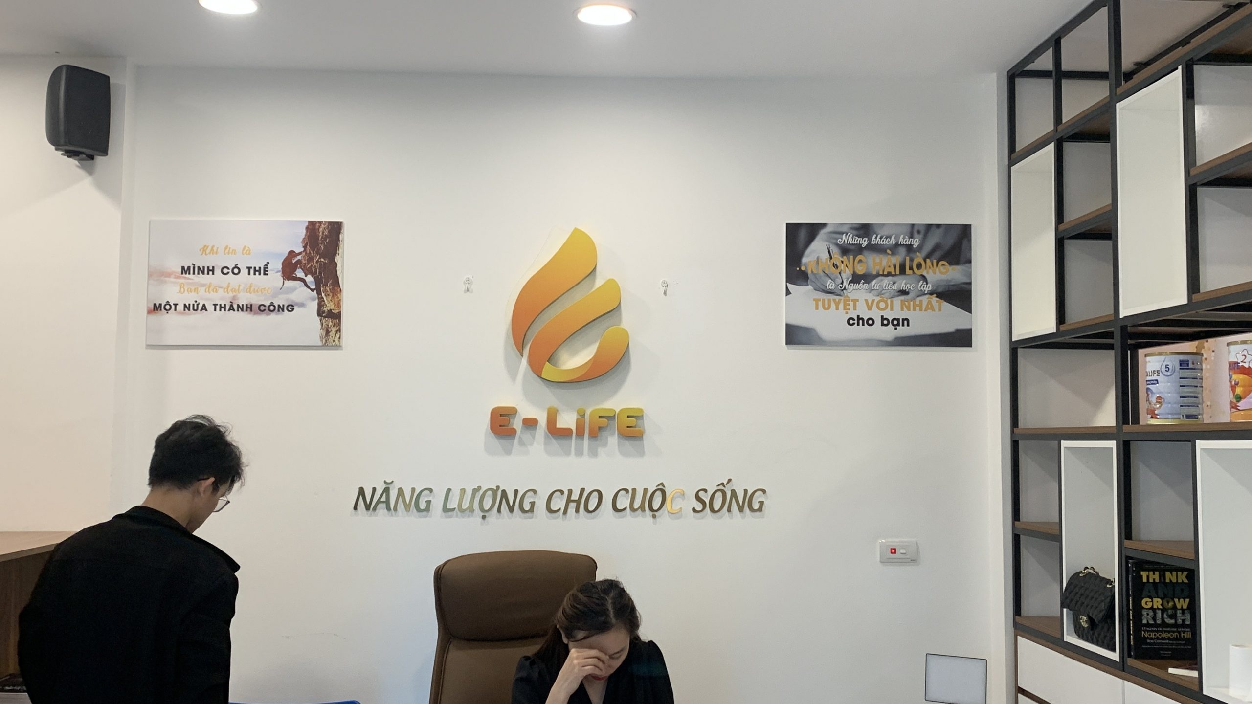 tranh slogan treo tường canvard bồi fomex