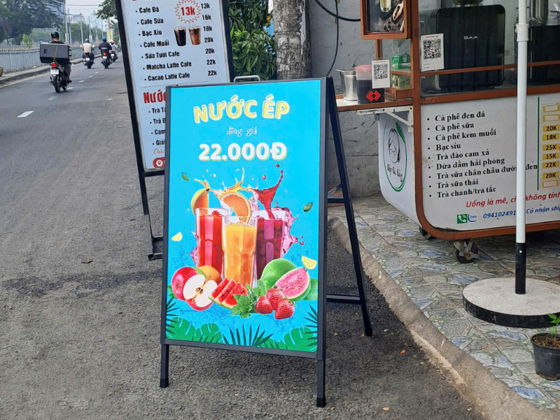 Standee chữ A 2 mặt - Quảng bá hiệu quả, trưng bày hiện đại