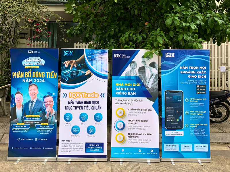 Standee cuốn chất lượng – Giá tốt – Tư vấn tận tâm cùng standeeX