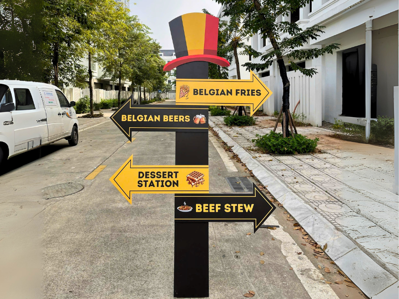 Standee mô hình: Giải pháp truyền thông thị giác hiệu quả