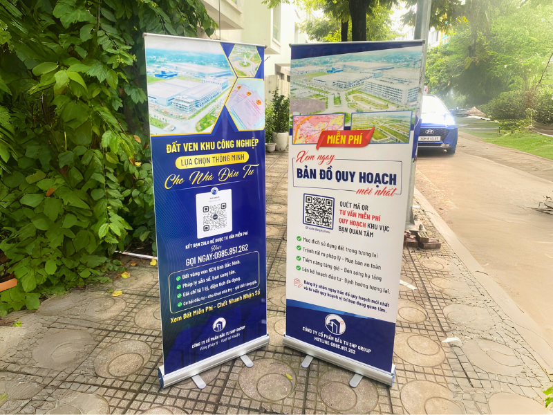 Standee cuốn – Công cụ quảng cáo giá rẻ cho mọi sự kiện
