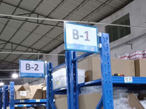 5 lý do nên dùng khung bảng giá nhà xưởng thay bảng dán