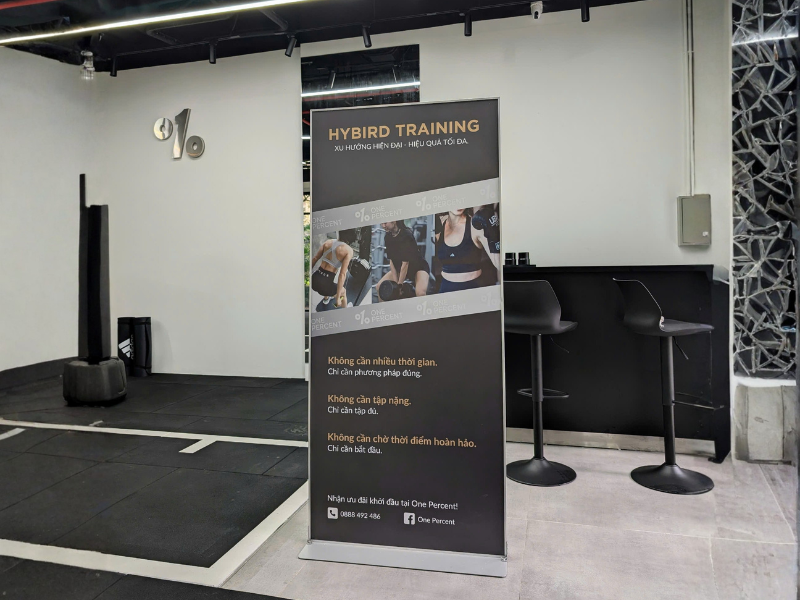 4 cách dùng standee chân đứng nhôm cao cấp trong sự kiện