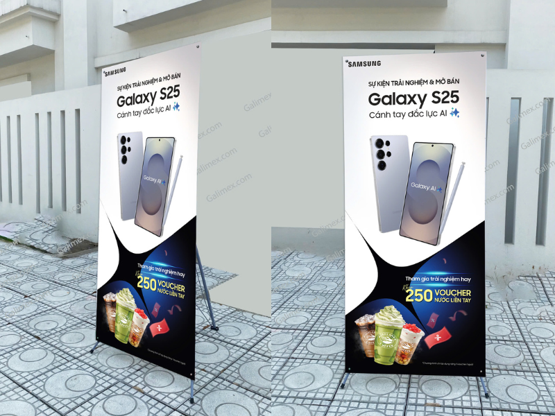 Báo giá standee X 2026 mới nhất chỉ từ 30k