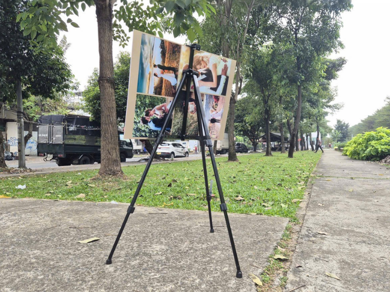 Giá vẽ tranh 3 chân: 5 ưu điểm đáng mua 2026