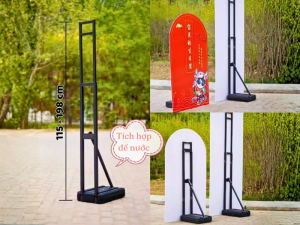 Standee mô hình đế nước: 5 lợi thế cho quảng cáo ngoài trời